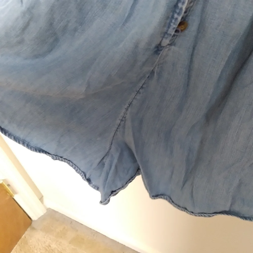 American Eagle Light Wash Chambray Button Up Short Sleeve Romper Size XS - Picture 5 of 11